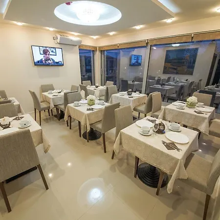 Hotel Garni Lux